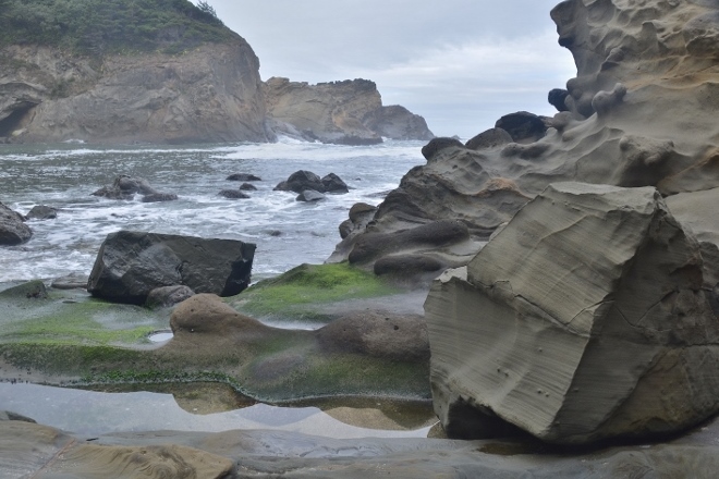rock formations on cliff 